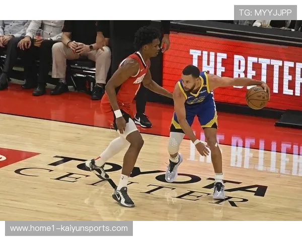 火箭三分出手频率垫底却进攻效率登顶 中距离策略逆流而行